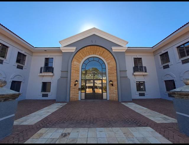 2,191M² OFFICE FOR SALE IN HYDE PARK
